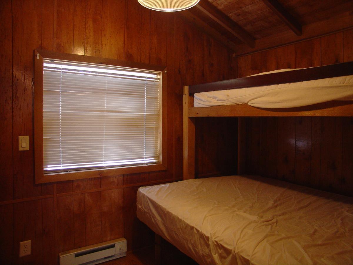 Ponderosa Camping Resort One-Bedroom Cabin 2 Lotus Buitenkant foto