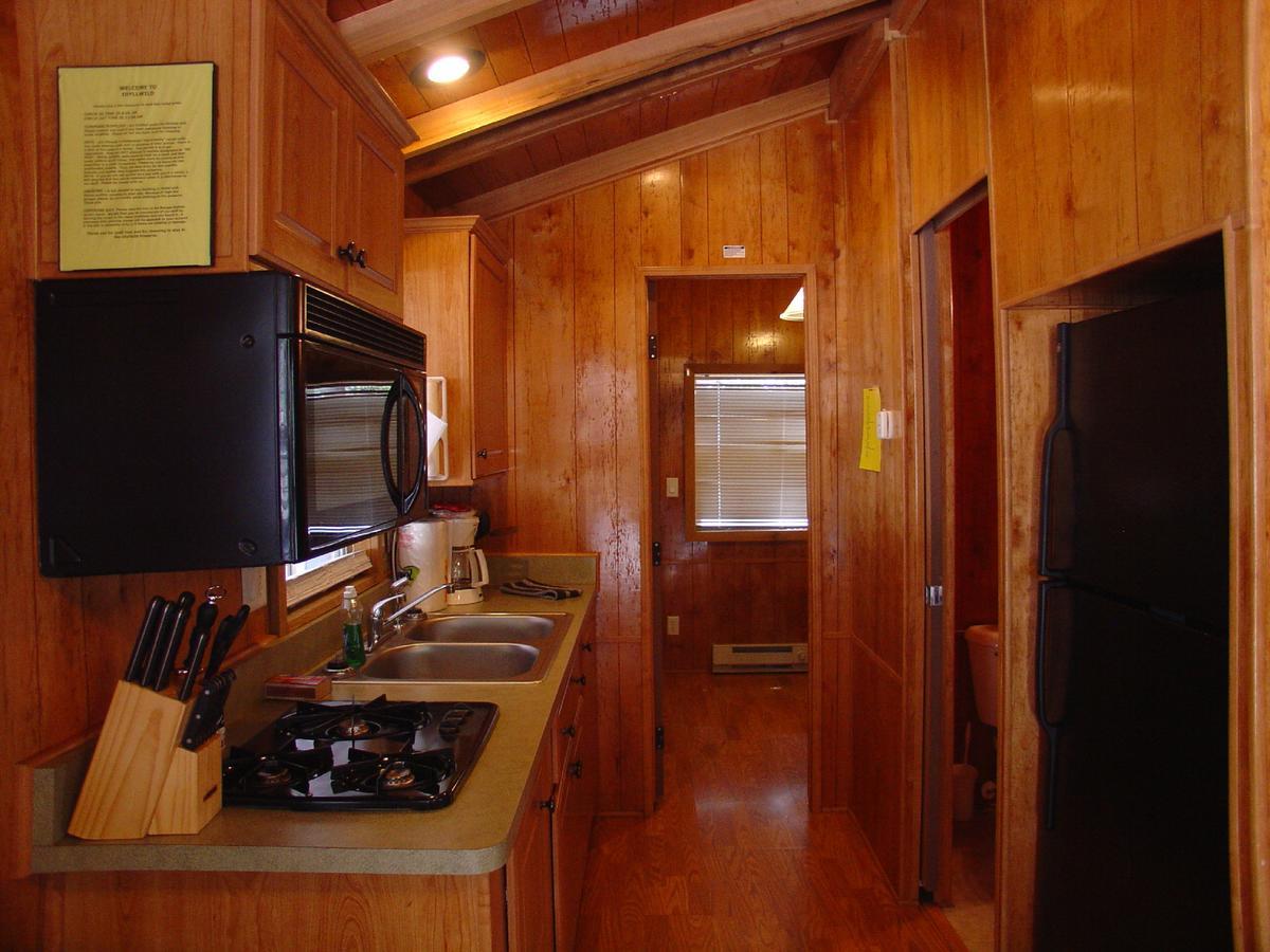 Ponderosa Camping Resort One-Bedroom Cabin 2 Lotus Buitenkant foto
